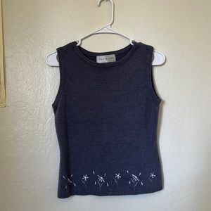 Jay Jacobs, Cute vintage soft embroidered tank